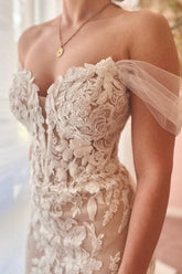 Mermaid Fabulous Tulle Sweetheart Off-The-Shoulder Floor-Length Wedding Dresses with Appliques